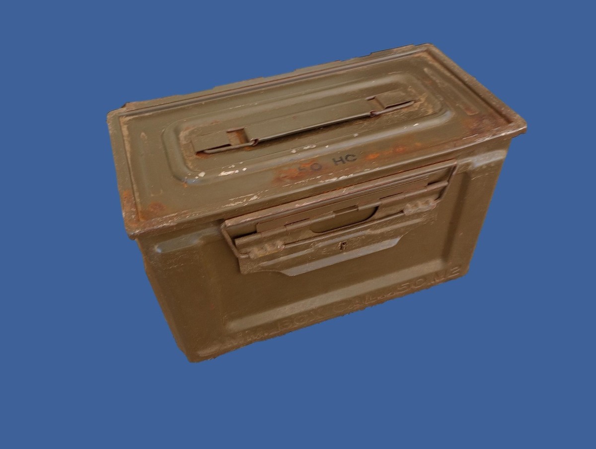 U.S MILITARY WWII 50 CAL AMMO CAN SIDE LOADER AMMUNITION CAN ARMY