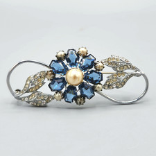 Unsigned Designer Blue Coffin Rhinestone Faux Pearl Rhodium Plate Flower Brooch