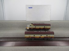 Tenshodo Spur H0 131/132 Diesellokomotive EMD F-9 Analog in OVP