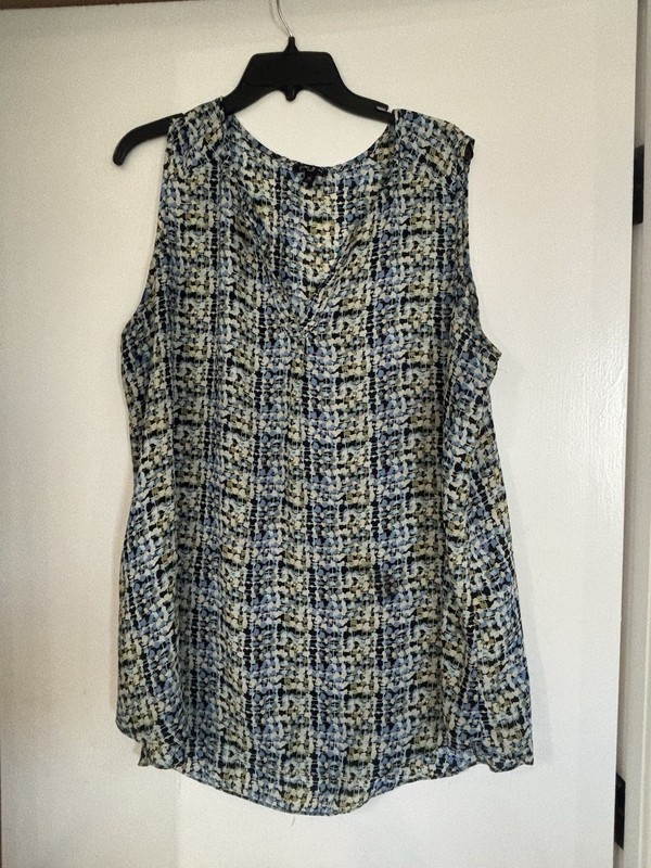Sami & jo Plus Multi Color Sleeveless Shirt  2X   #836