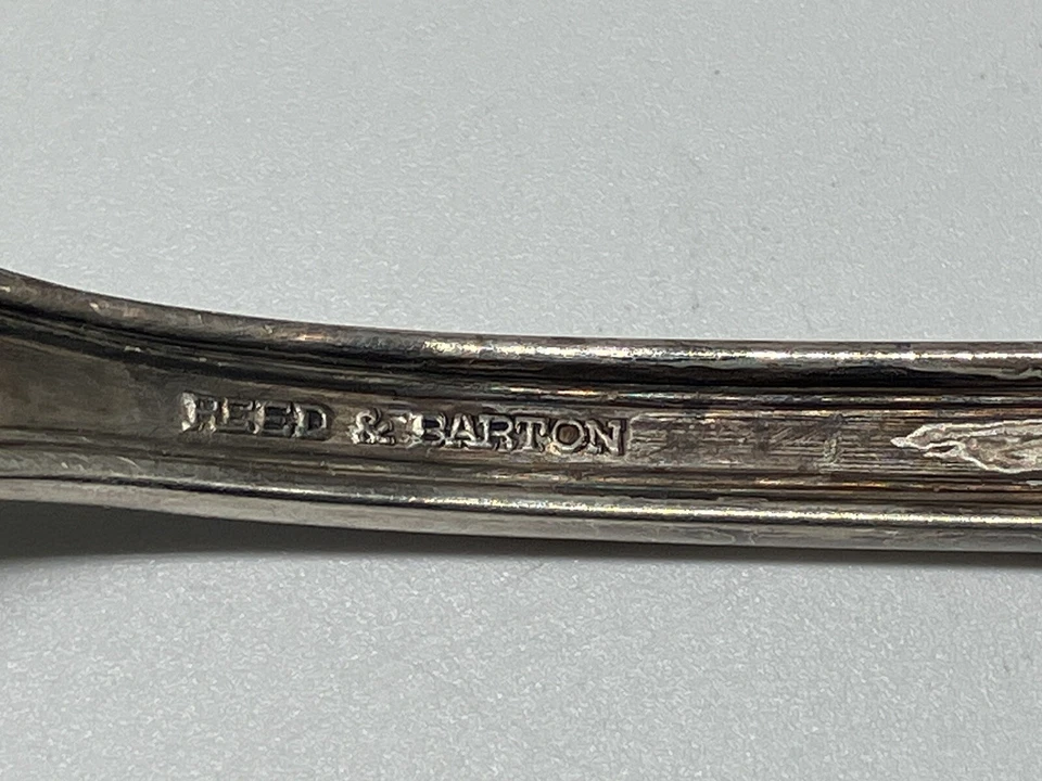 Juego de 2 cucharas Reed & Barton plateadas - 🥄 Foto 3 de 4