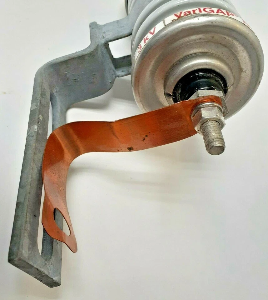 COOPER POWER SYSTEMS ARRESTER PPC 0043 DF3 - Image 2 of 4