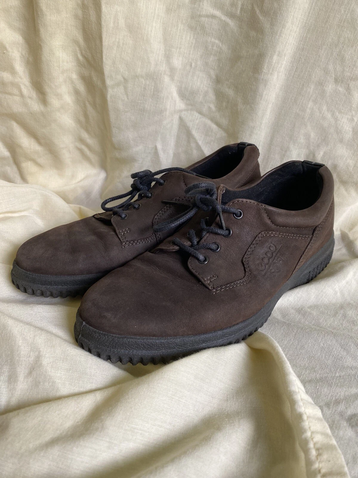 Scarpe da passeggio morbide Ecco Comfort da donna marroni in pelle scamosciata UE taglia 39 USA taglia 8 8 5