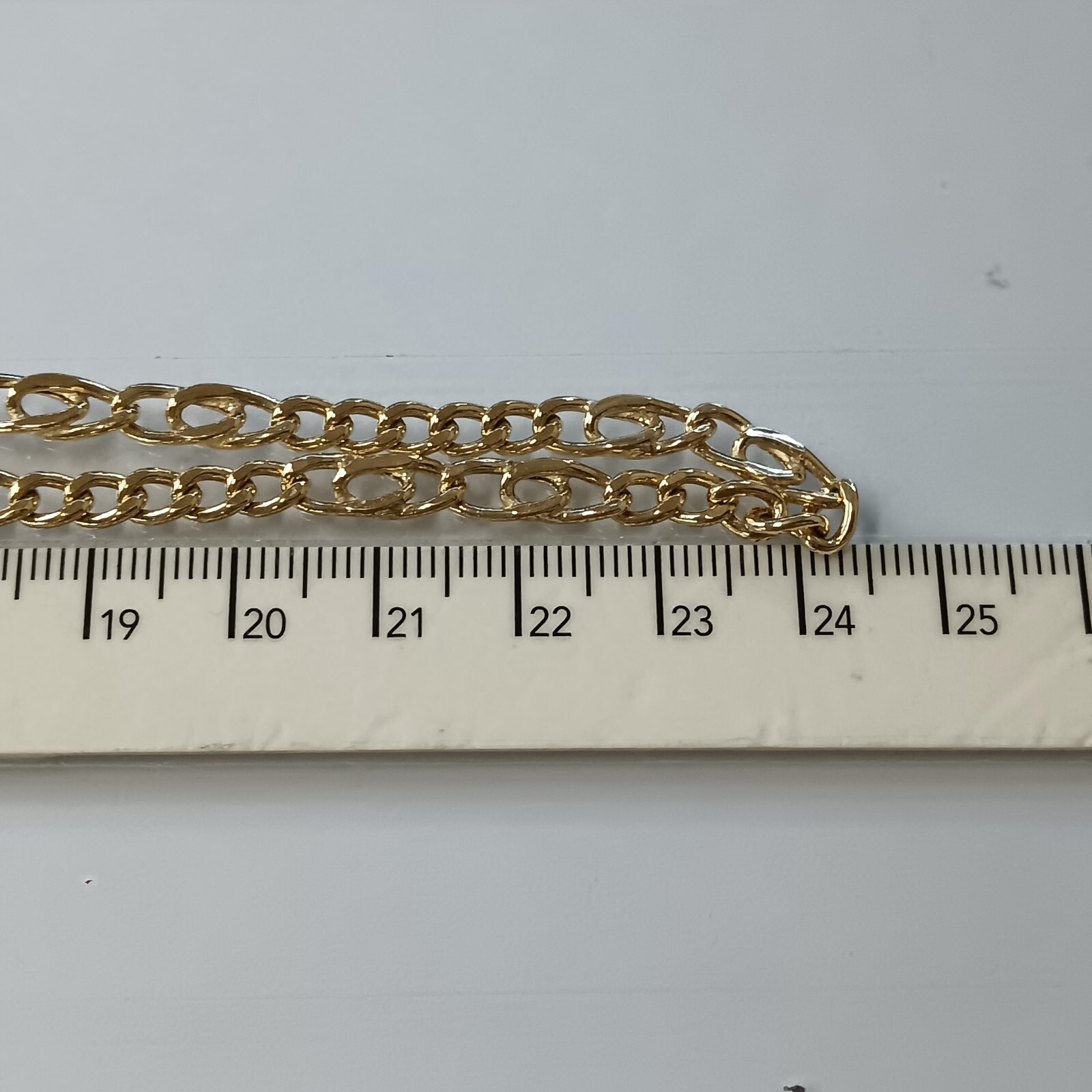 Foto 10 di 12