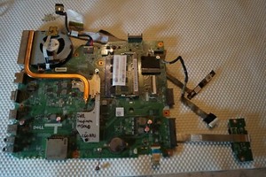 Mainboard AMD C-60 CN-0H2KGP FÜR 15,6" Dell Inspiron M5040 LAPTOP + EXTRAS
