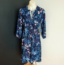 Women's size 10 'TARGET' Gorgeous  floral long sleeve textured dress - AS NEW 