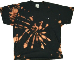 camiseta tie dye hombre