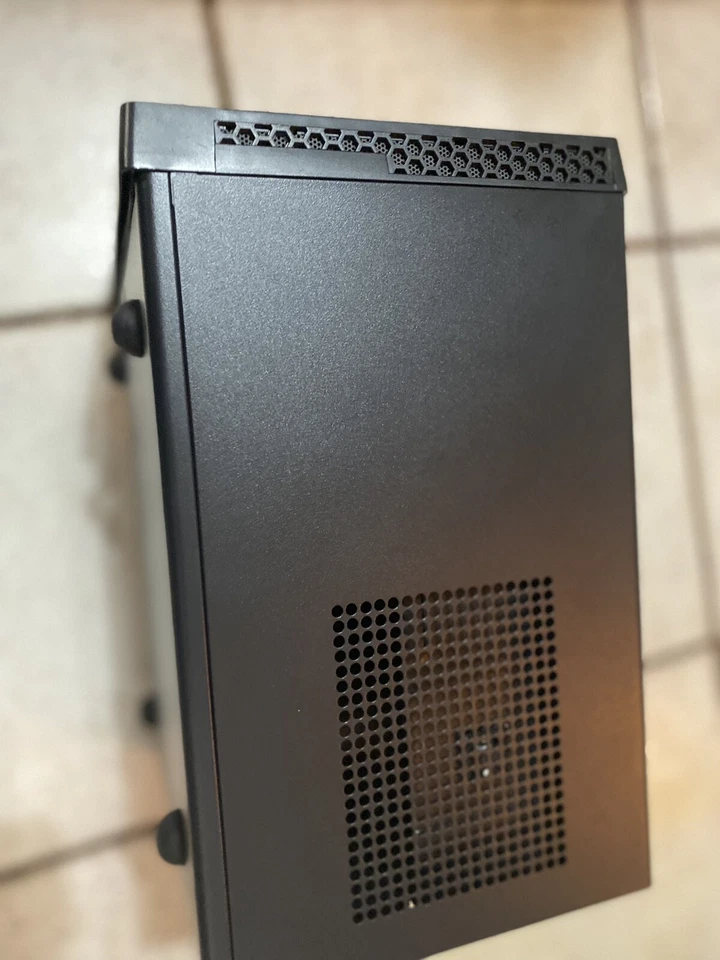 SilverStone Technology SUGO SG13, Type-C Port, Ultra Compact Mini-ITX Computer - Image 3 of 4