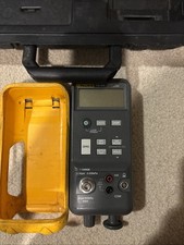 Fluke 718 30G Pressure Calibrator Read