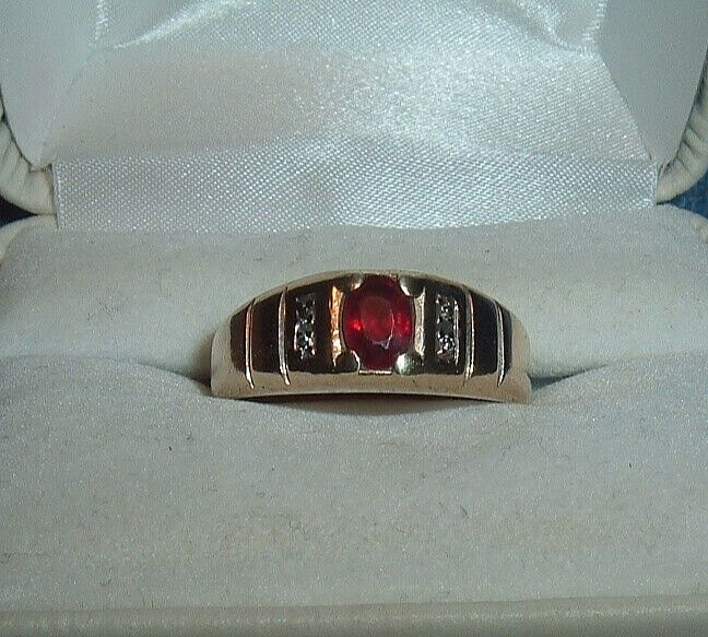 MENS SOLID 10K GOLD RED RUBY GEMSTONE 4 DIAMONDS … - image 1