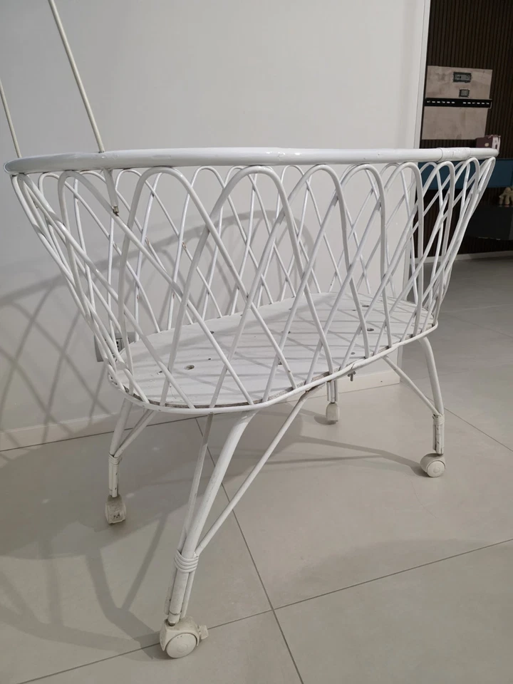 Culla In Vimini Con Baldacchino - Immagine 2 di 4