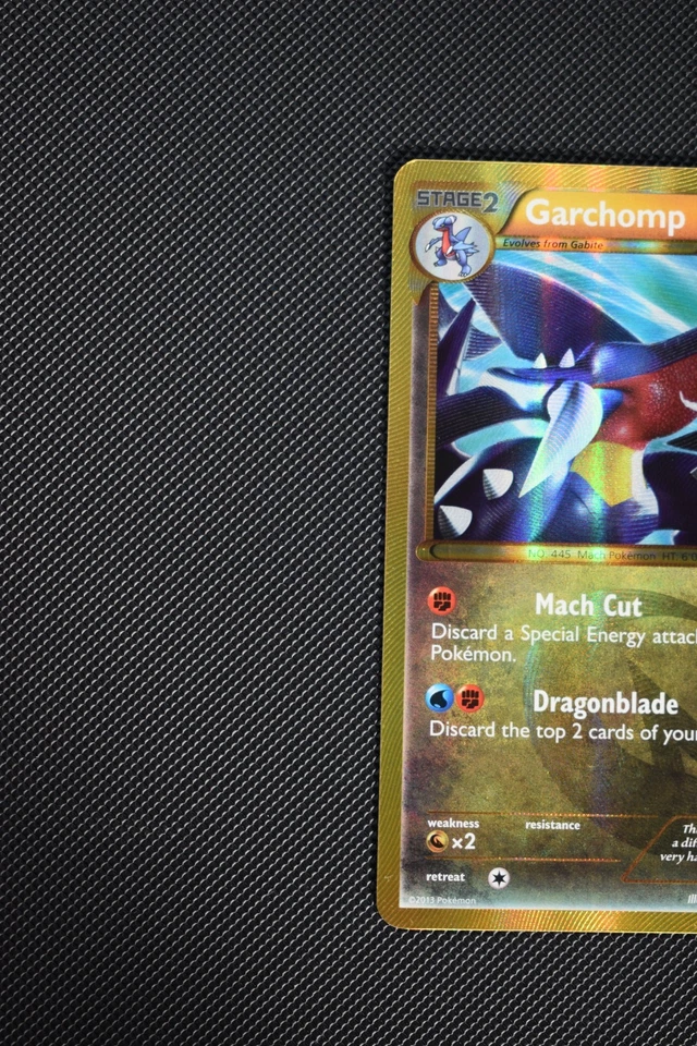 Garchomp 120/116 - B&W Plasma Freeze Secret Rare - Pokemon Card TCG - LP - Image 2 of 4