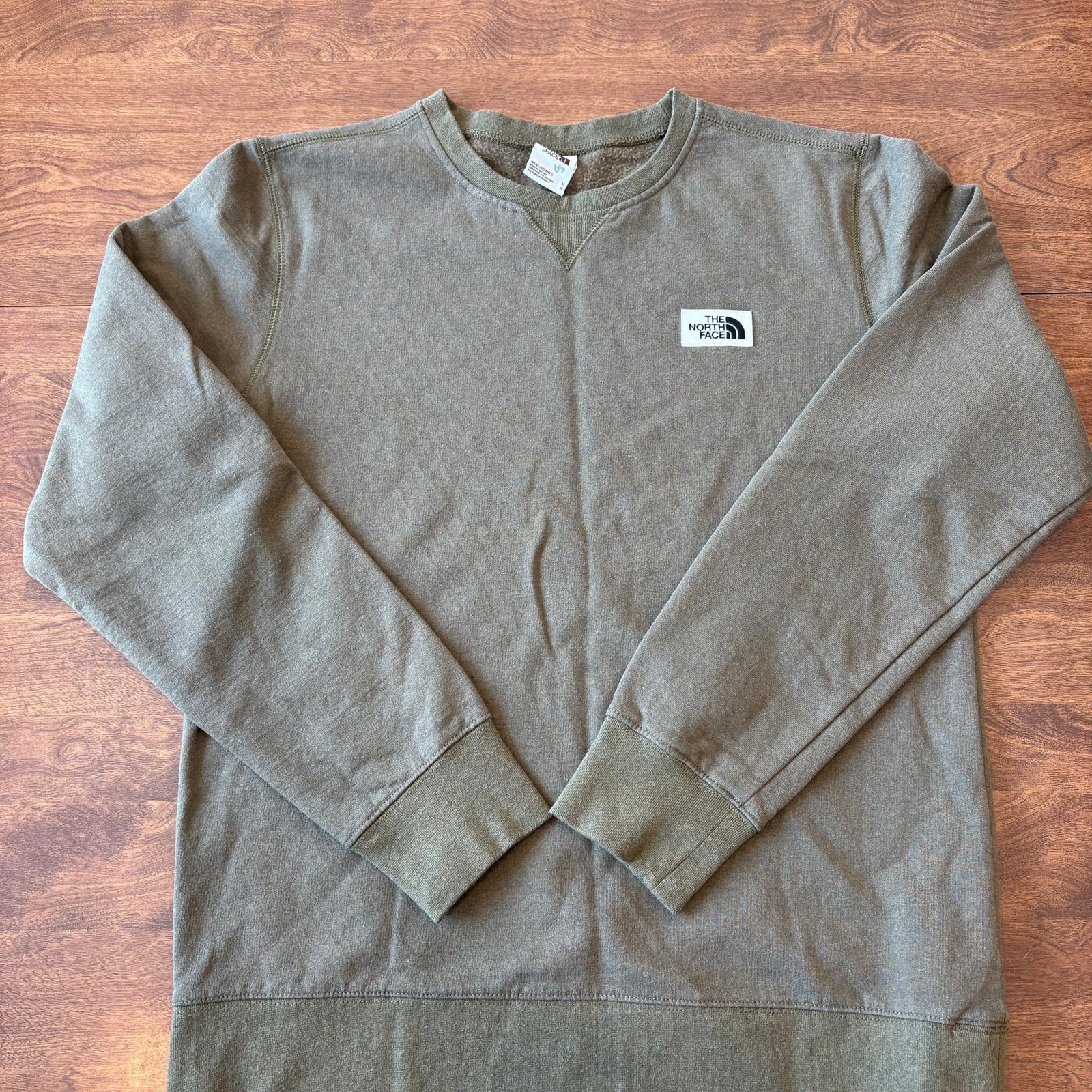 The North Face Heritage Patch Sweatshirt,  Men’s Medium