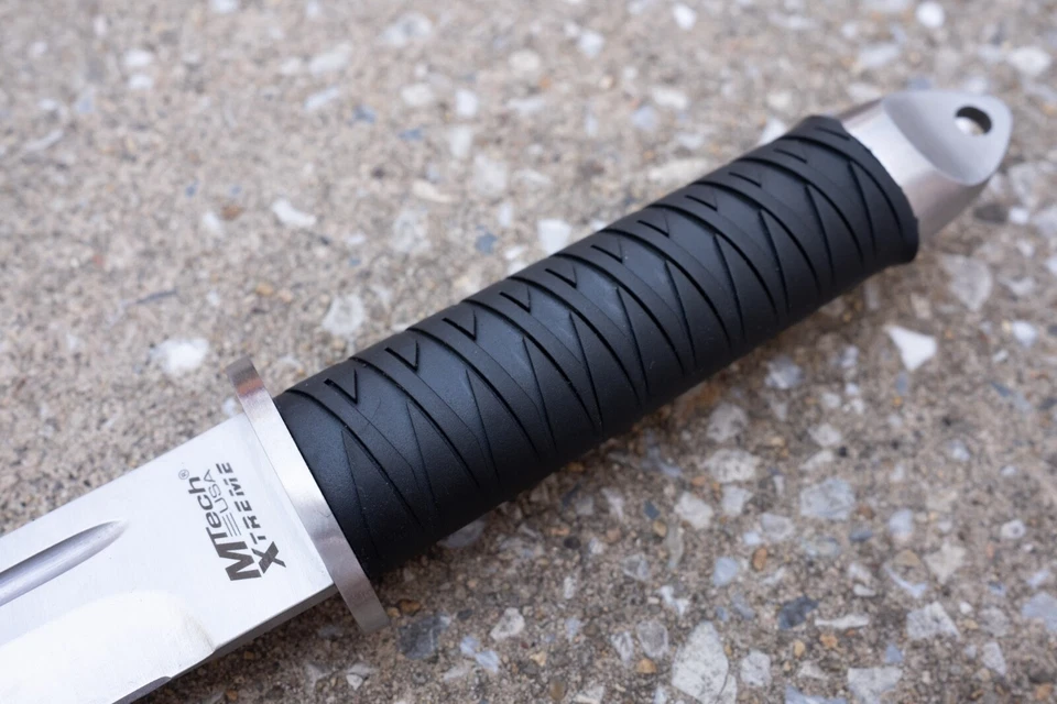 Cuchillo Tanto Mango de Goma Estilo Japanease Moderno Calibre Pesado 5mm Grueso Hoja 17" Foto 4 de 4