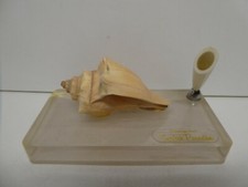 VINTAGE ACRYLIC SHELL DESK SET DISH PEN HOLDER STAND