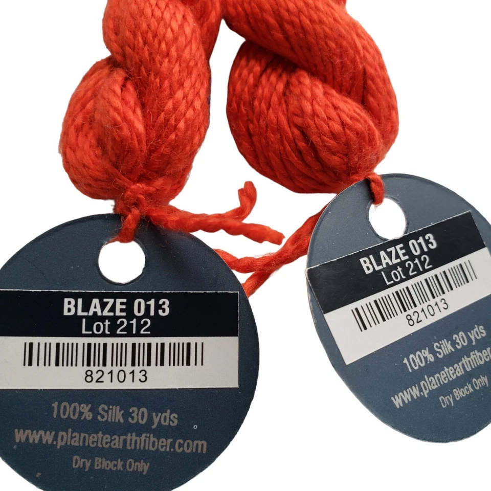 Lote de 2 madejas de fibra de seda Planet Earth BLAZE 013 punto de aguja punto de cruz naranja Foto 3 de 4