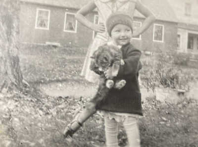 1920s? Cute Adorable Young Little Girl Holding Cat Kitty Original Photo P19z65