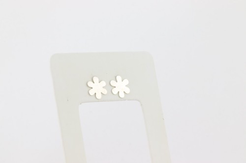 Sterling Silver Daisy Flower Earrings Stud Post 1/2" Round - Picture 8 of 8