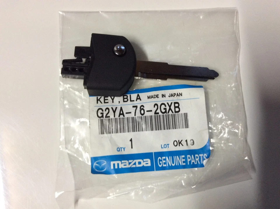 GENUINE NEW MAZDA MPV 08/2001 - 2014 REMOTE FlLIP KEY BLANK - Image 2 of 4