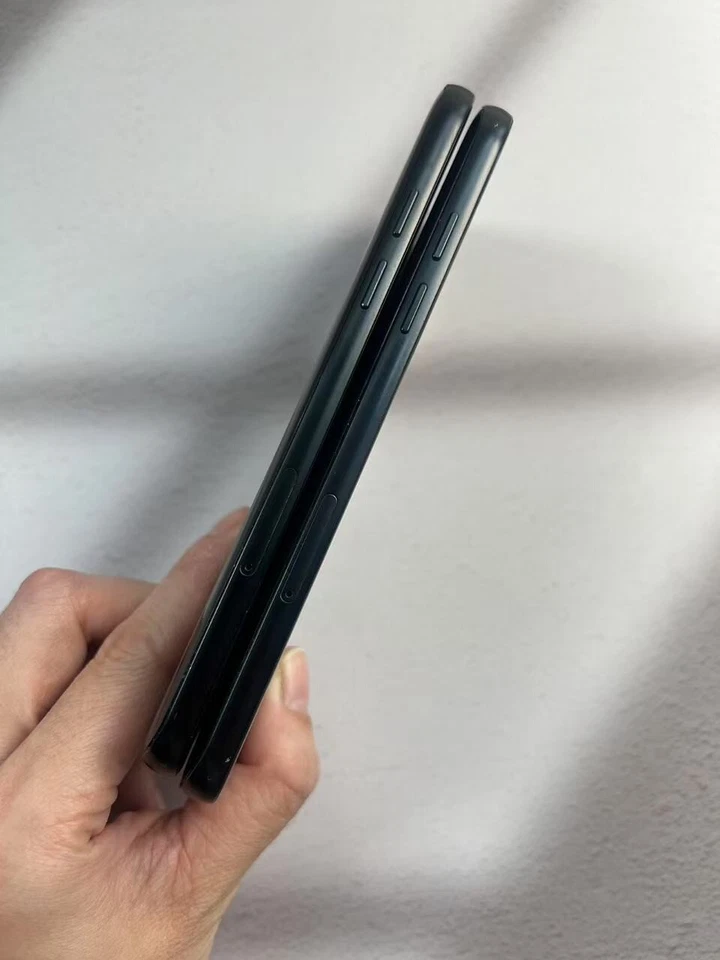 Samsung galaxy A5 2017(A520)-3+32GB-unlocked sim free 4G global smart phone - Image 2 of 4