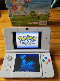 "New" Nintendo 3DS White Mario Black Friday Edition (NO INSERTS)