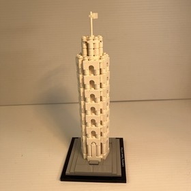 LEGO ARCHITECTURE: The Leaning Tower of Pisa (21015) No Box Or Manual Complete