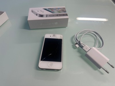 Apple iPhone 4s - 16GB - Weiß mit Rissen auf dem Display und Rückseite A1387