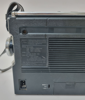 Vintage Toshiba Radio IC-777 - For Parts only | eBay