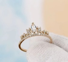Marquise Cut Simulated Diamond Beautiful Wedding Ring In 14k Yellow Gold Plated