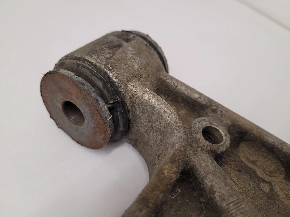 Brazo de control inferior izquierdo conductor Buick Park Avenue 1998-2005 LH 25766511 Foto 3 de 4