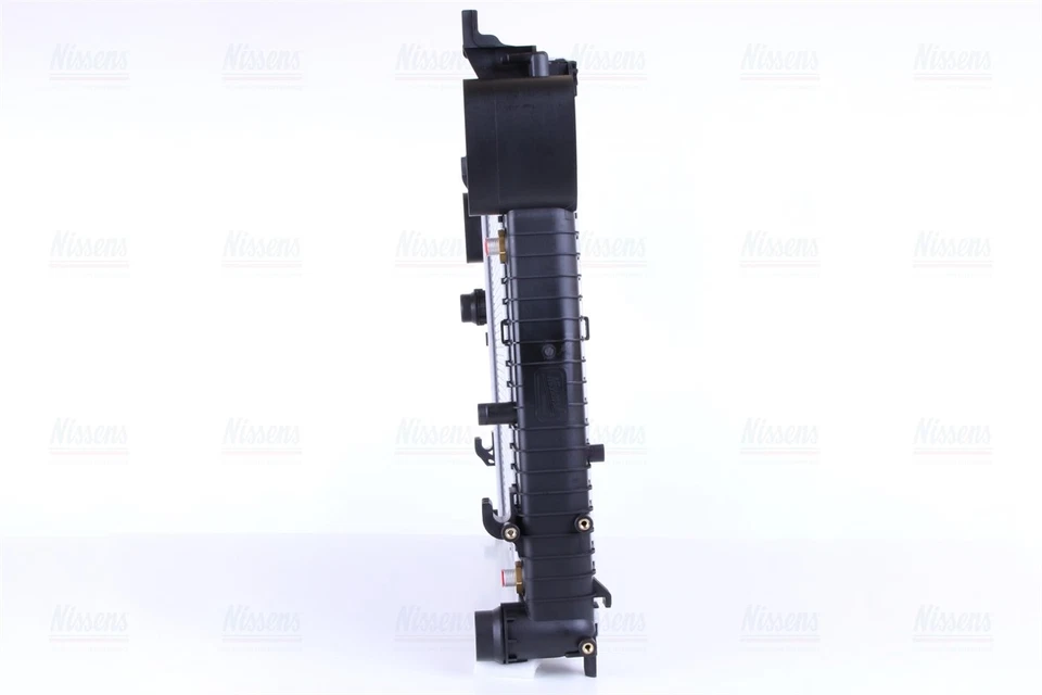 Nissens Coolant Radiator 62547A for MERCEDES-BENZ CL-SERIES C215 (2000) CL500 5. — 第 3/4 张图片