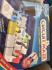CIRCUIT MAZE Think Fun STEM/Logic Game Electrical Strategy Puzzle