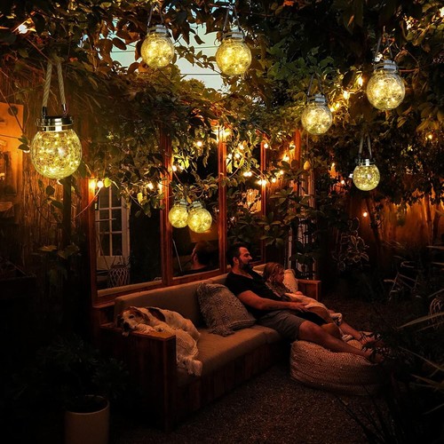 Elegant 4-Pack Solar Lanterns – Waterproof LED Garden Decor for Outdoor Ambiance - Picture 5 of 10