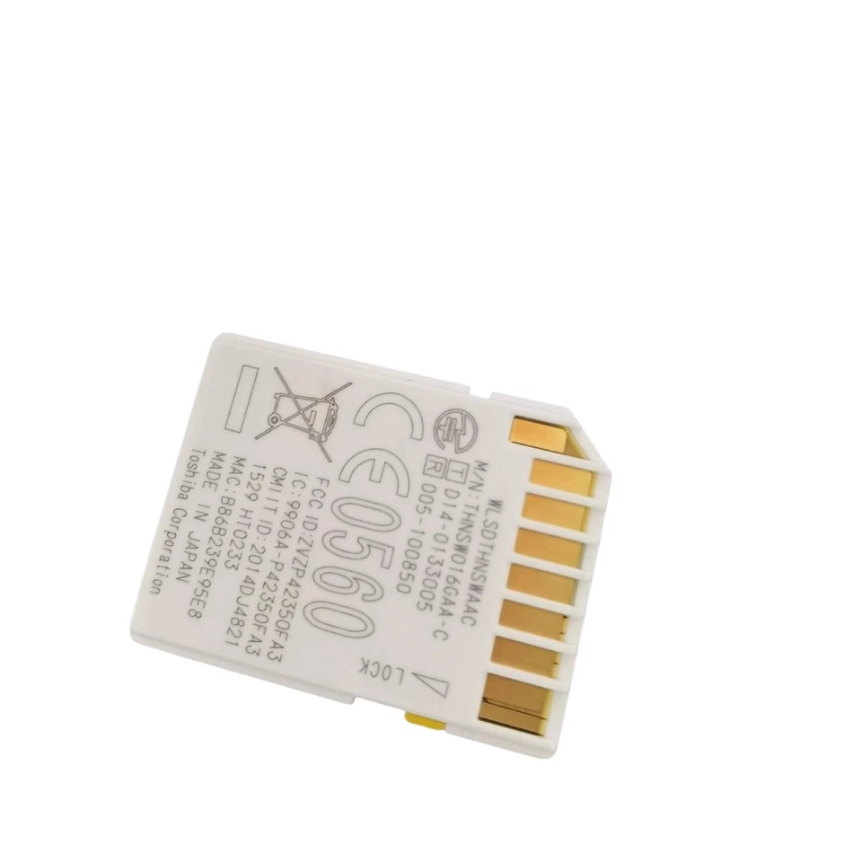 Used Toshiba FlashAir 16GB Wireless LAN Wi-Fi SD Card SDHC Class 10 W-03 - Image 2 of 3