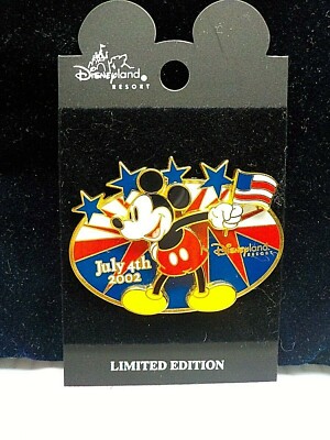 DLR  MICKEY MOUSE 4th of July 2002 L.E 2500 Pin #13097 F 14