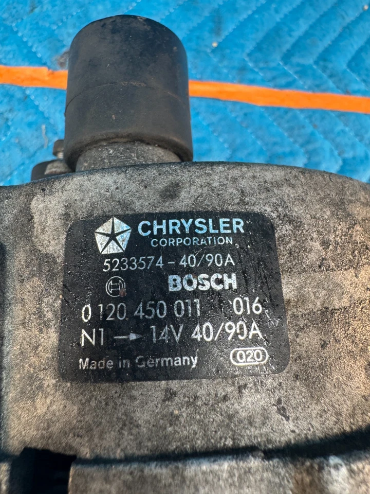 Alternador CHRYSLER TC MASERATI 1989-1991 Bosch 5233574 0 120 450 011 OEM 46K Foto 2 de 4