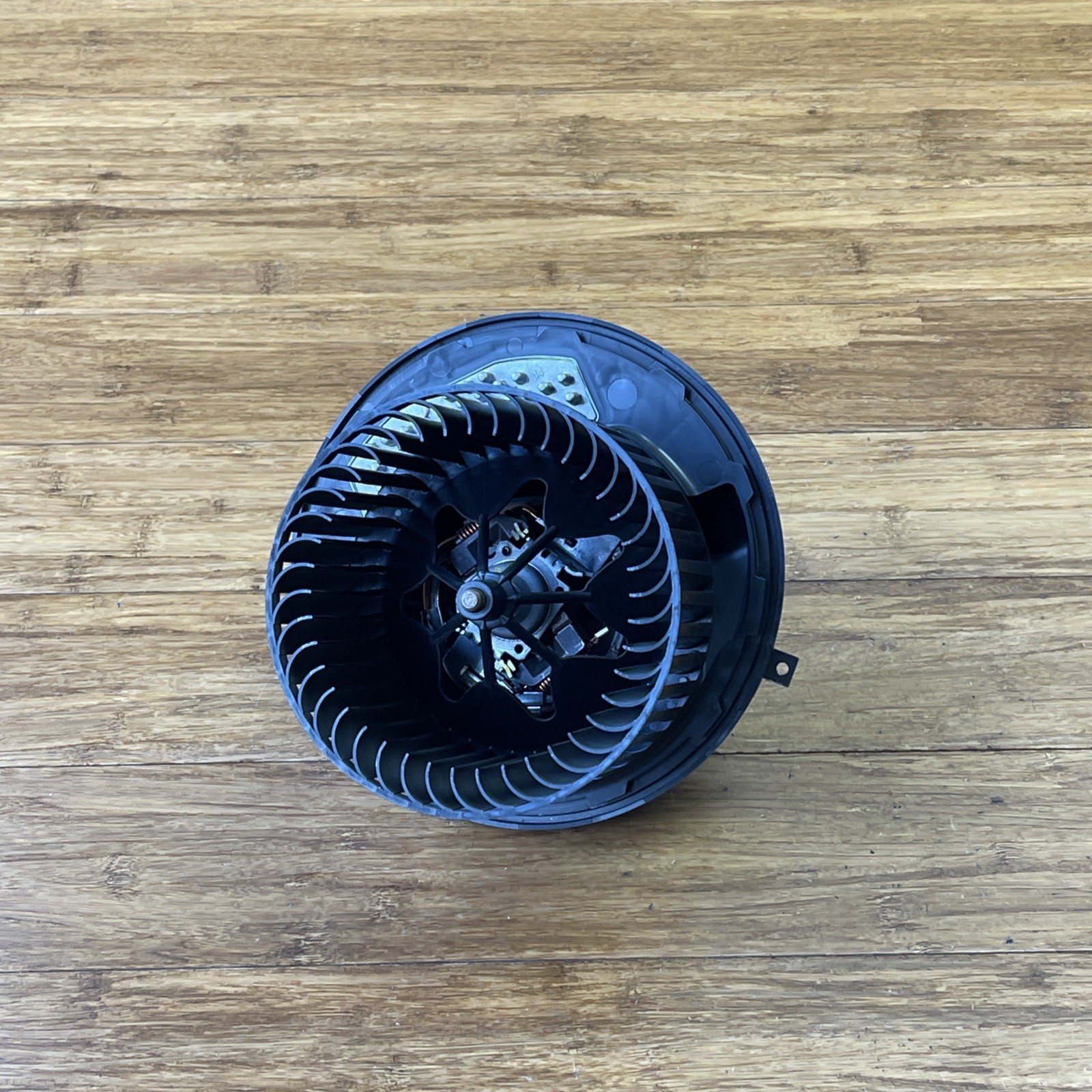 BMW i8 2014-2020 A/c unit