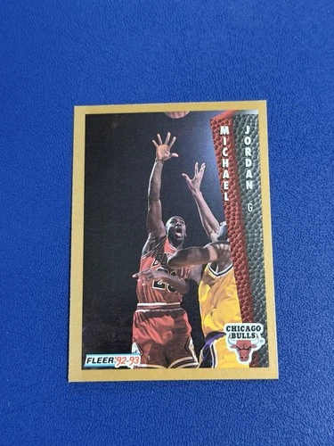 1992-93 Fleer Michael Jordan Card #32