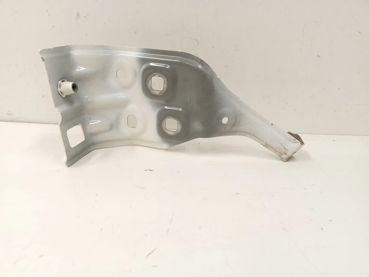 Kotflügelhalterung Vorne Rechts Mercedes W247 W126 A2478810400 | eBay