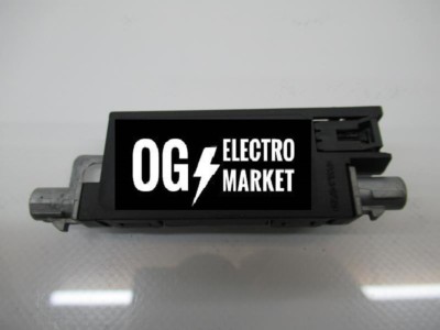 AUDI A3 SOUND AMPLIFIER RADIO TUNER VERSTäRKER 8P0035225B