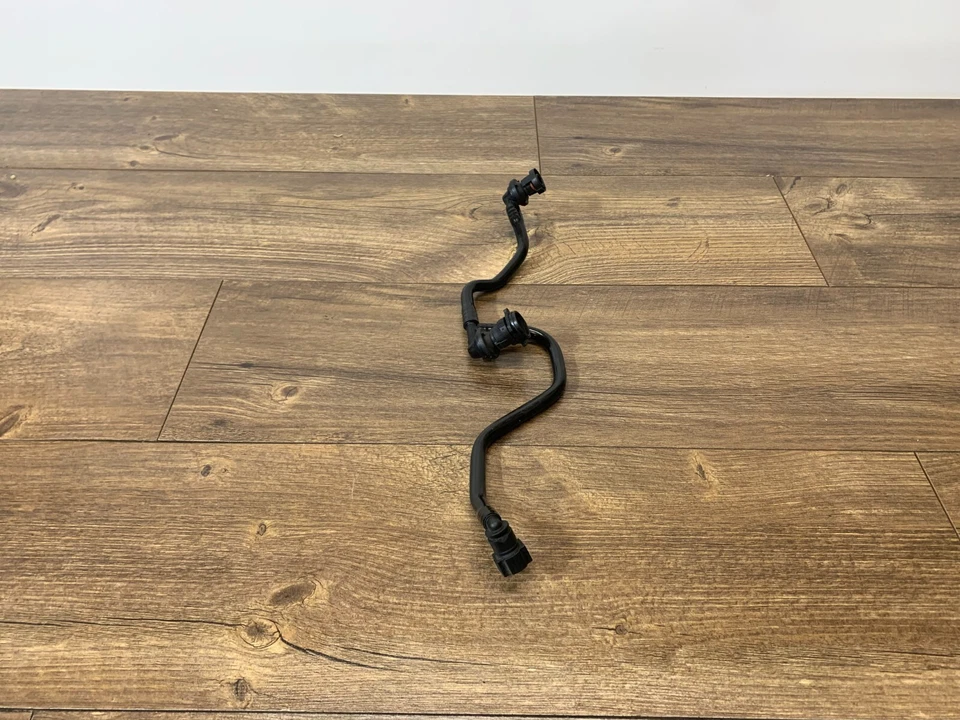 Línea de tubo de vacío de refuerzo de freno Mercedes-Benz E 550 63AMG 2012-2016 A2124300529 Foto 2 de 4