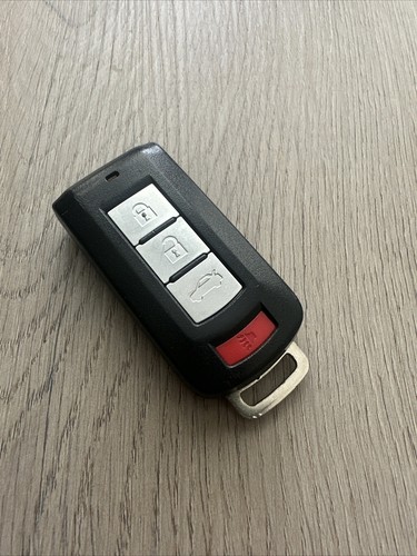 Keyless Entry Smart Remote Key Fob For Mitsubishi Outlander 2008-2020 – FCC ID: OUC644M-KEY-N (PN: 8637A316)