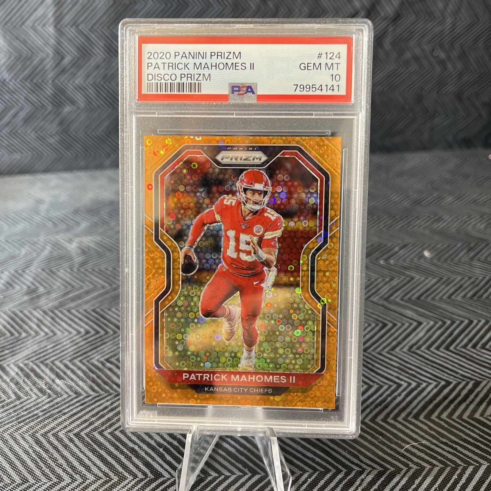 Patrick Mahomes 2020 Panini Prizm Orange Disco #124 PSA 10 Kansas City Chiefs