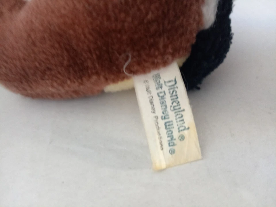 Vintage 1980s Disneyland Chip & Dale 7” Chipmunk Plush w Red Nose-Dale - Image 4 of 4