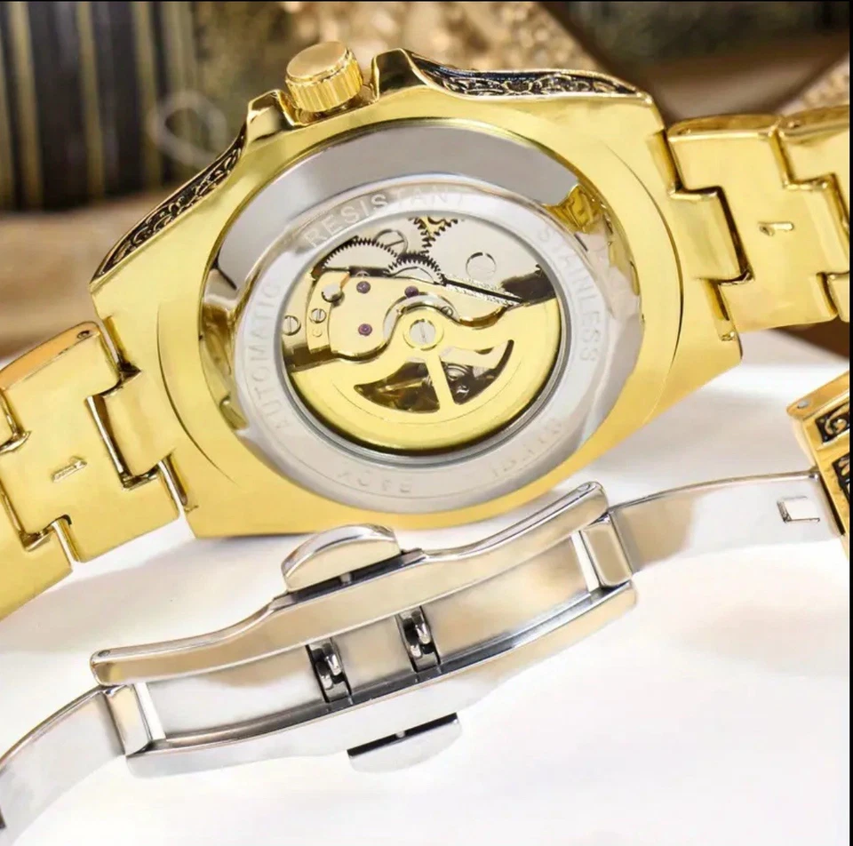 Reloj de diseño de lujo y estilo para hombre de clase Foto 3 de 4