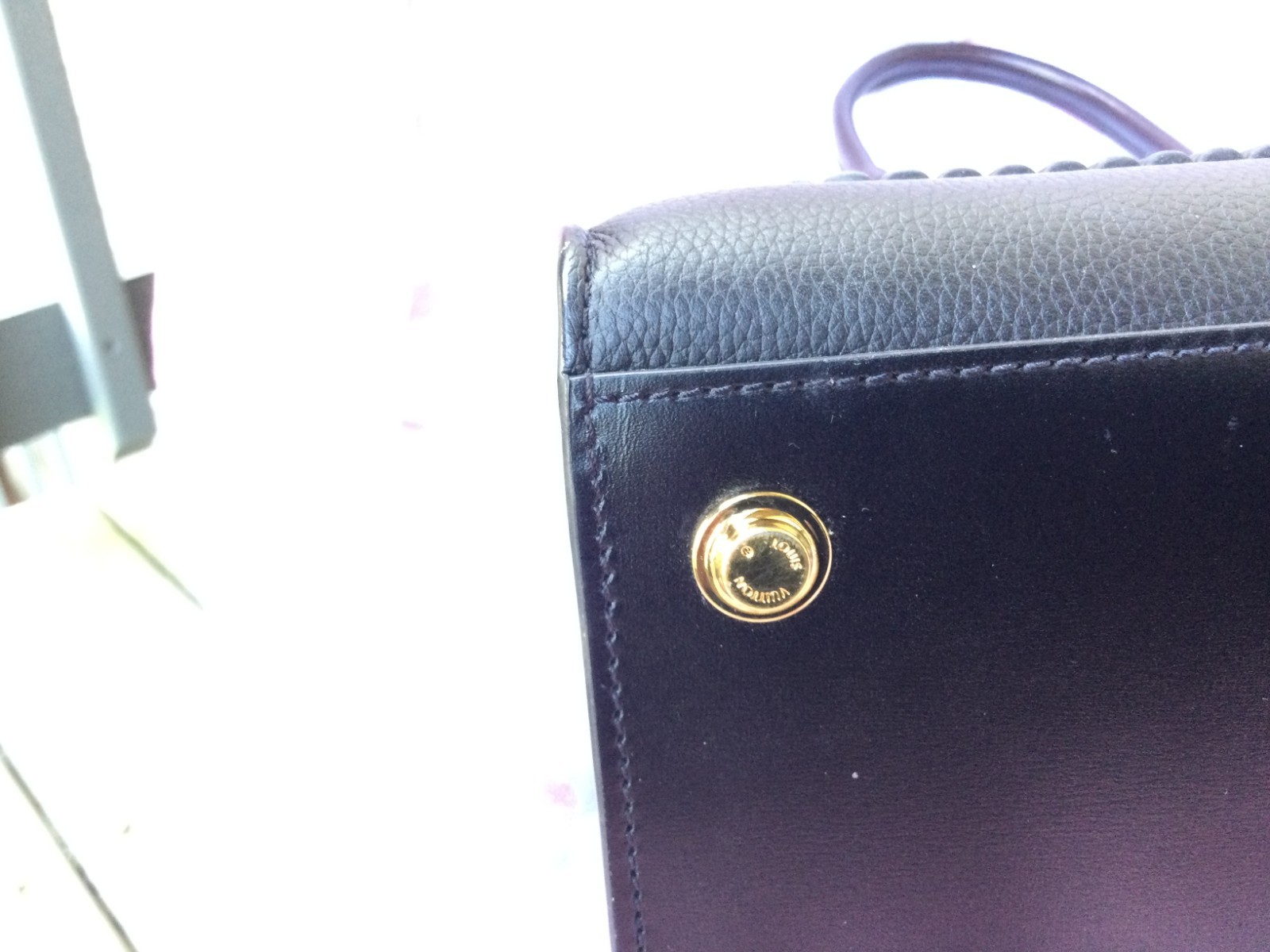 Louis Vuitton City Streamer MM Handbag black and white calfskin Authentic image 7