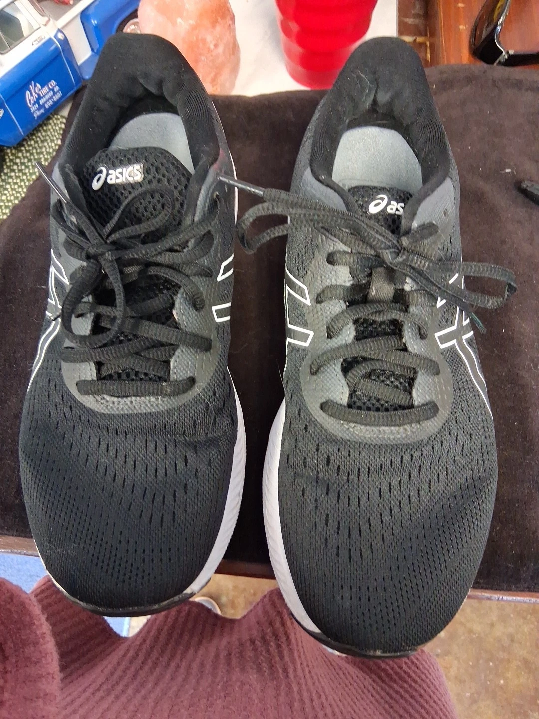 ASICS MENS SZ 9.5 PREOWNED GEL PAIN FREE BLK