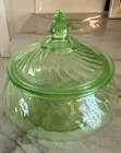 MCM VTG  Anchor Hocking Uranium Glow Swirl Candy Dish Green Depression Glass