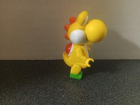 MARIO KNEX K'NEX Yellow Yoshi Figure