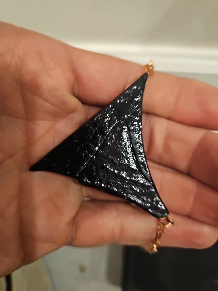 Ожерелье из дихроичного стекла с предохранителем кулон довольно фиолетовый, синий и розовый #R4TM - Изображение 4 из 4